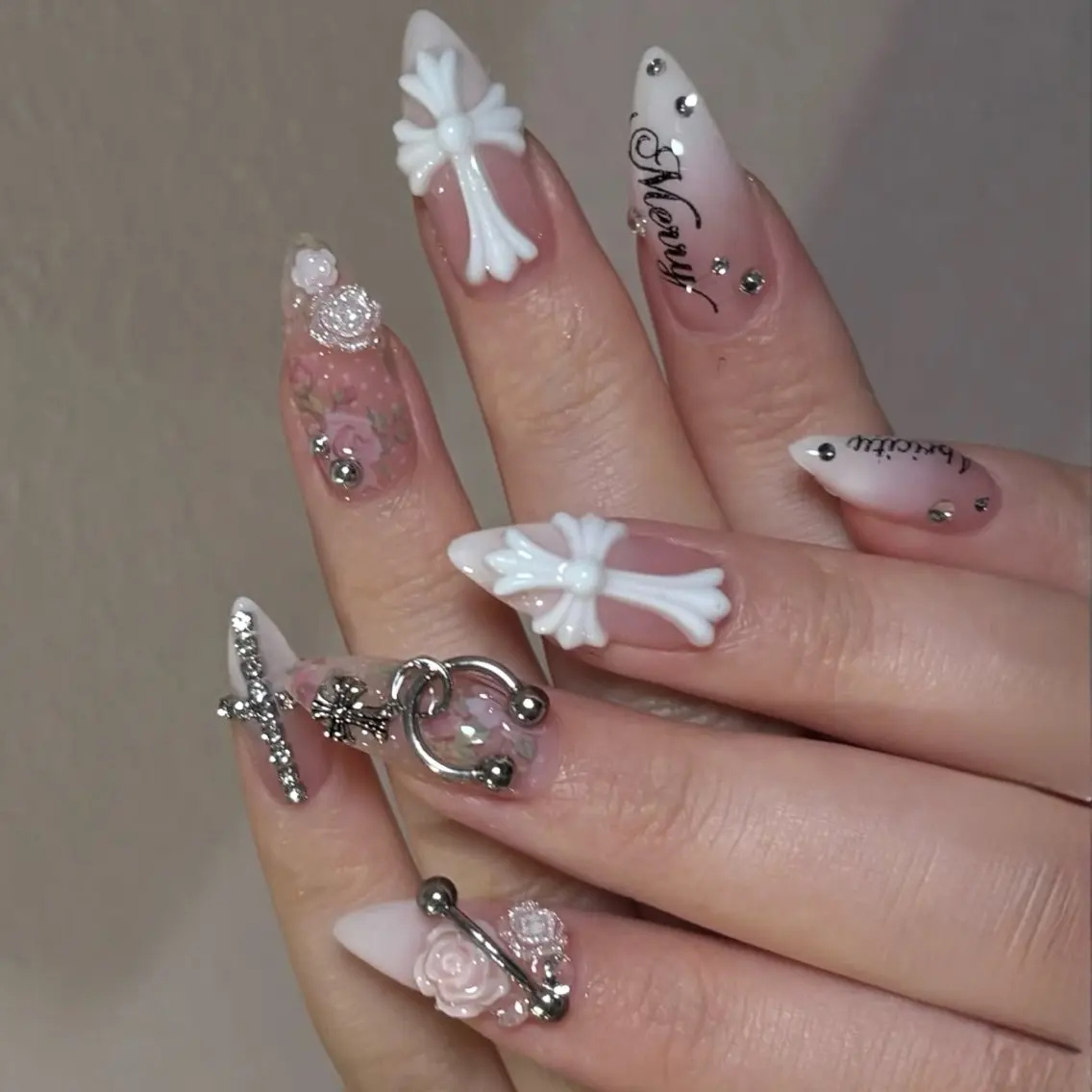 ネイル Nihonthy Nail 新宿のネイルデザイン