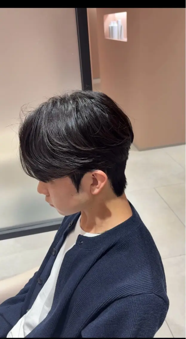 メンズ ダウンパーマ メンズ韓国風 メンズパーマ 板垣 洸輝のヘアスタイル