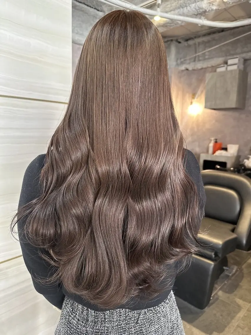 ロング カラー ヘアカラー 🎀🎶はがりな ワンカラー💝のヘアスタイル