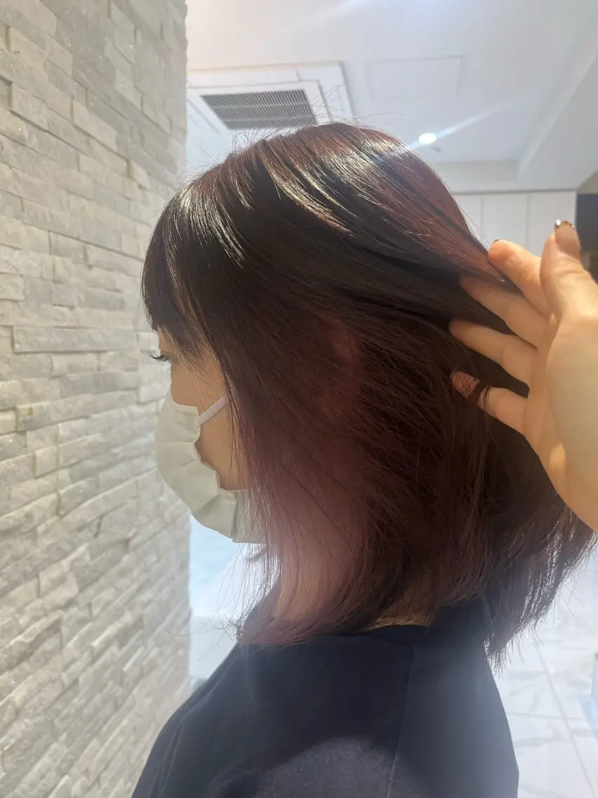 ミディアム KINGDOM 萩原あかねのヘアスタイル