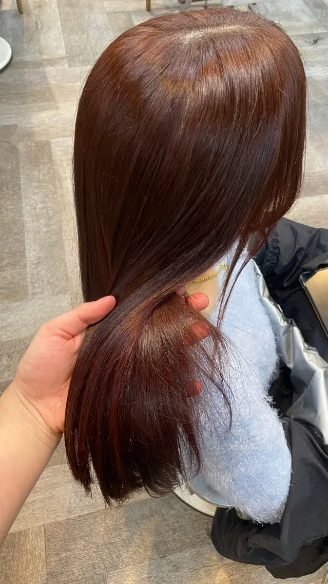 ロング カラー ブラウンカラー ピンクカラー ピンクブラウン ヘアカラー 飯田 雷晟のヘアスタイル