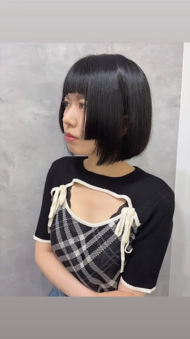 ショート ボブ 姫カット オン眉 ✨️miiro✨️ ✨️セイヤ✨️のヘアスタイル