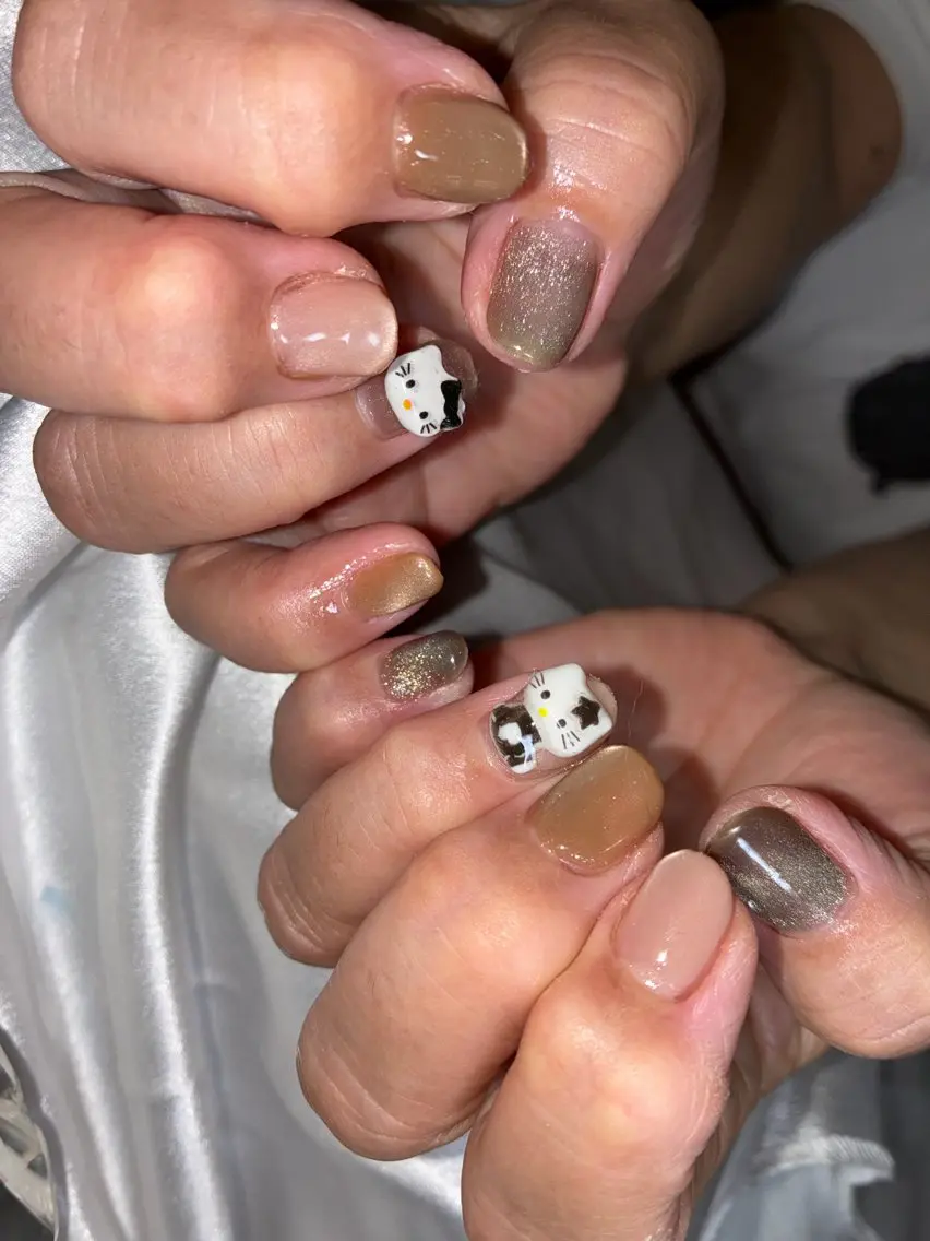 ミディアム ハンドネイル YOKOSUKA NAILS💅⚓️のネイルデザイン