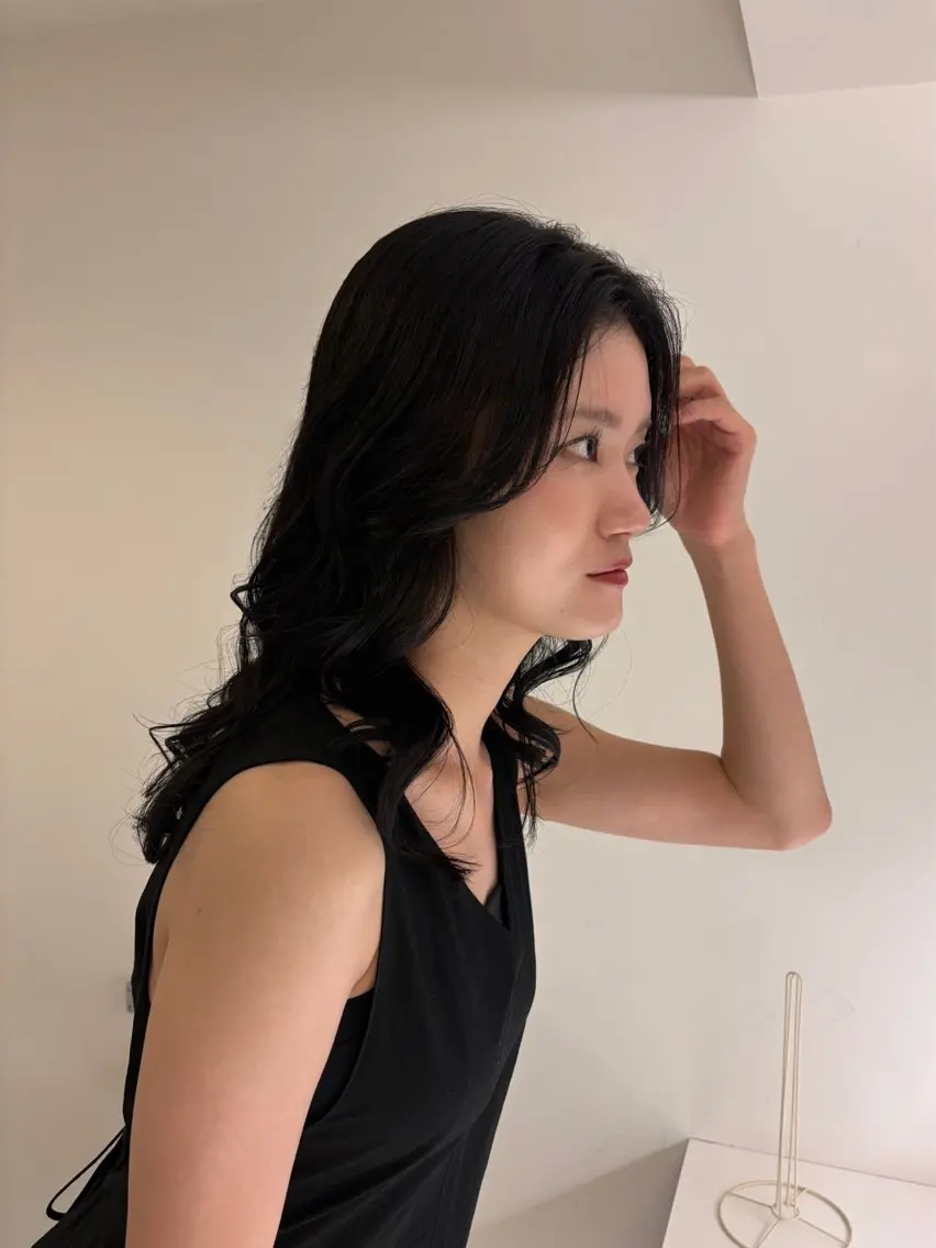 ロング カラー 黒髪 レイヤーカット カット ヘアカラー レイヤー🎶似合わせ パーマ🎀ナナコのヘアスタイル