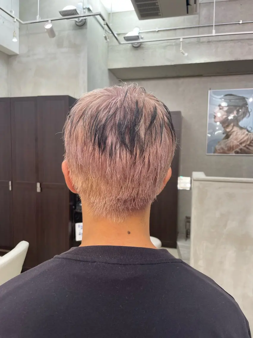 ショート メンズ カット ヘアカラー ⭐️韓国ブリーチ 顔周りカット⭐️のヘアスタイル