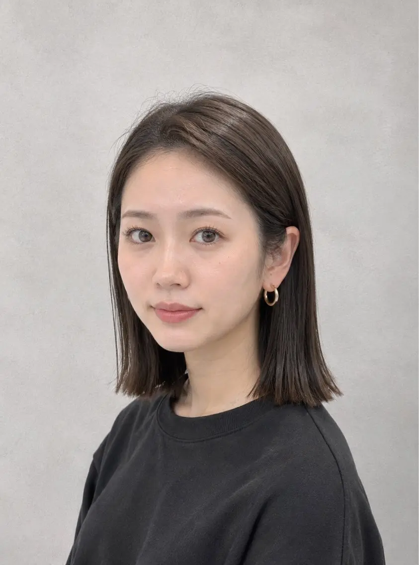 ミディアム カラー グレージュ オリーブグレージュ オリーブグレー ボブ 外ハネヘア カット ヘアカラー トリートメント 【enil代表】 杉林和哉のヘアスタイル