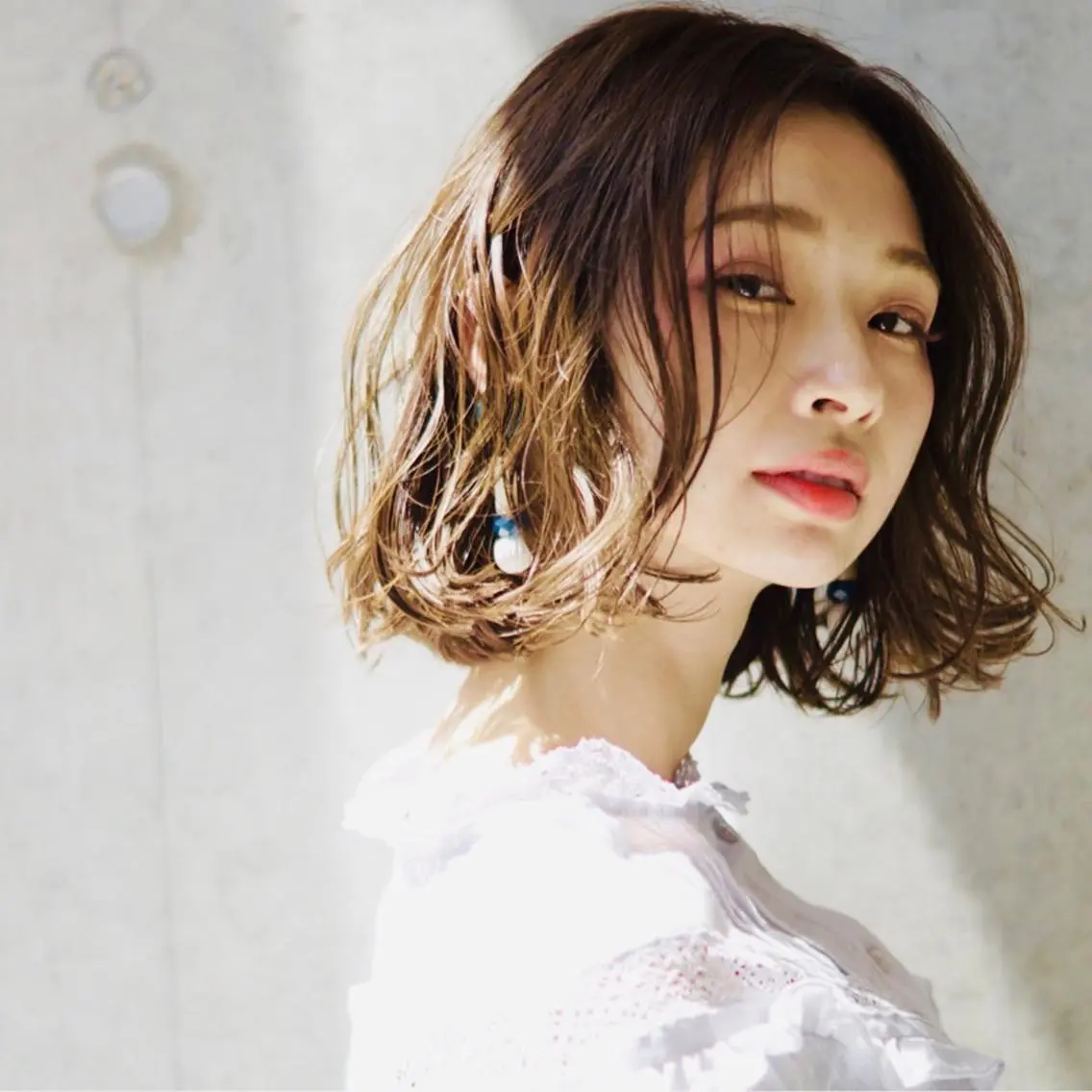 ミディアム アッシュ ボブ ハイライト 韓国風ヘア カット パーマ トリートメント Lino by hoNuaのヘアスタイル