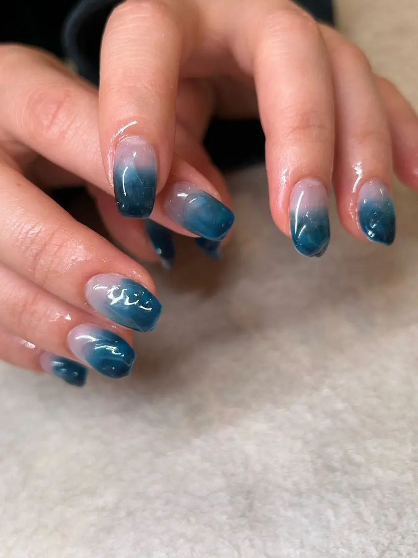 ネイル ブルー ニュアンスネイル diarblue 茅ヶ崎のネイルデザイン