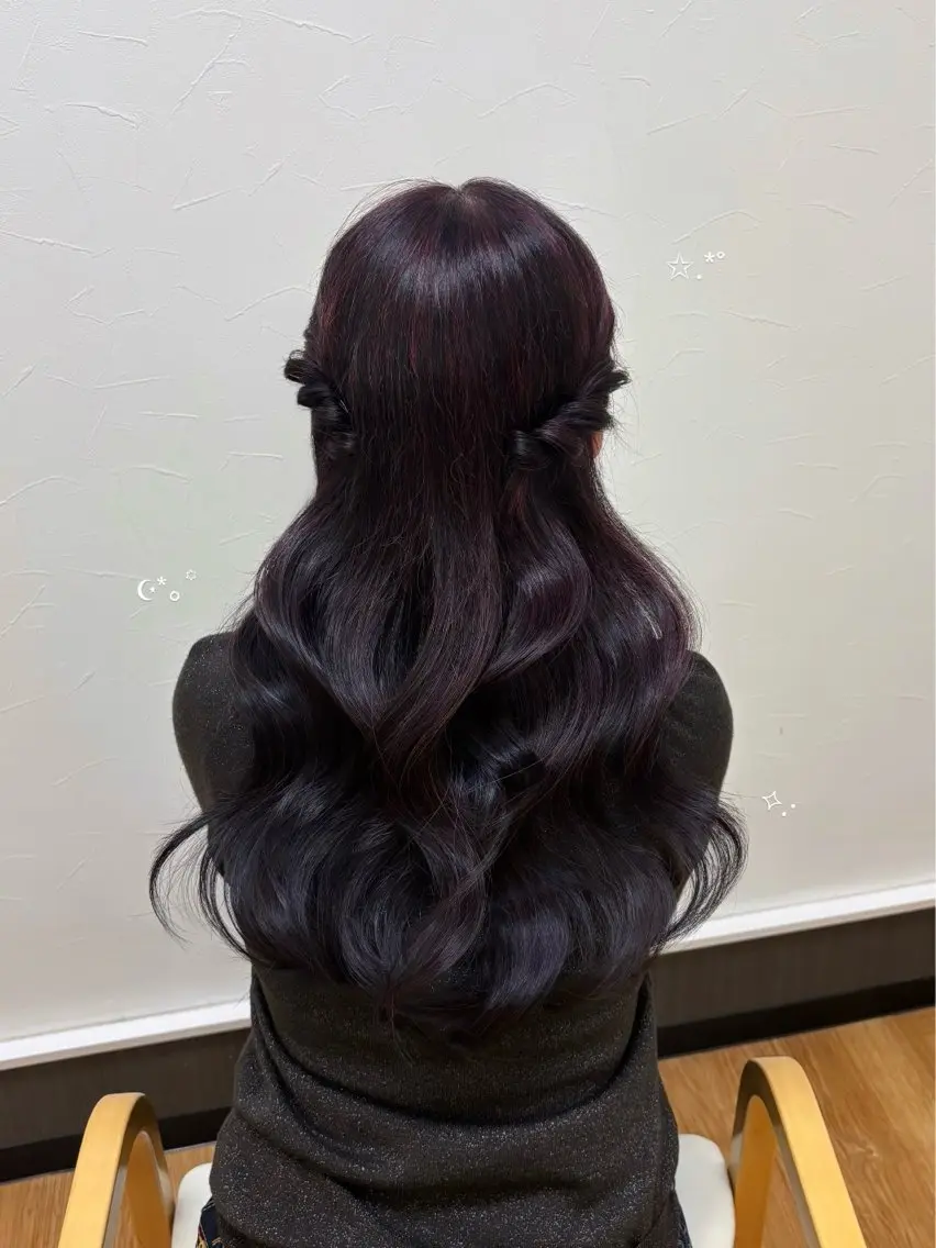 【 ワンカラー 】➕ioeオリジナルケア🫧 🎀巻き髪ヘアセット付き(ねじりハーフツインも可能♡) 🎀の写真