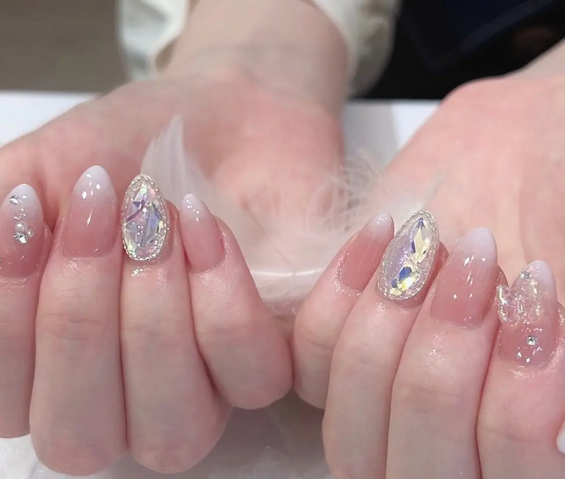 ネイル 持ち込み ハンドネイル JISOO ANA.CHUOのネイルデザイン