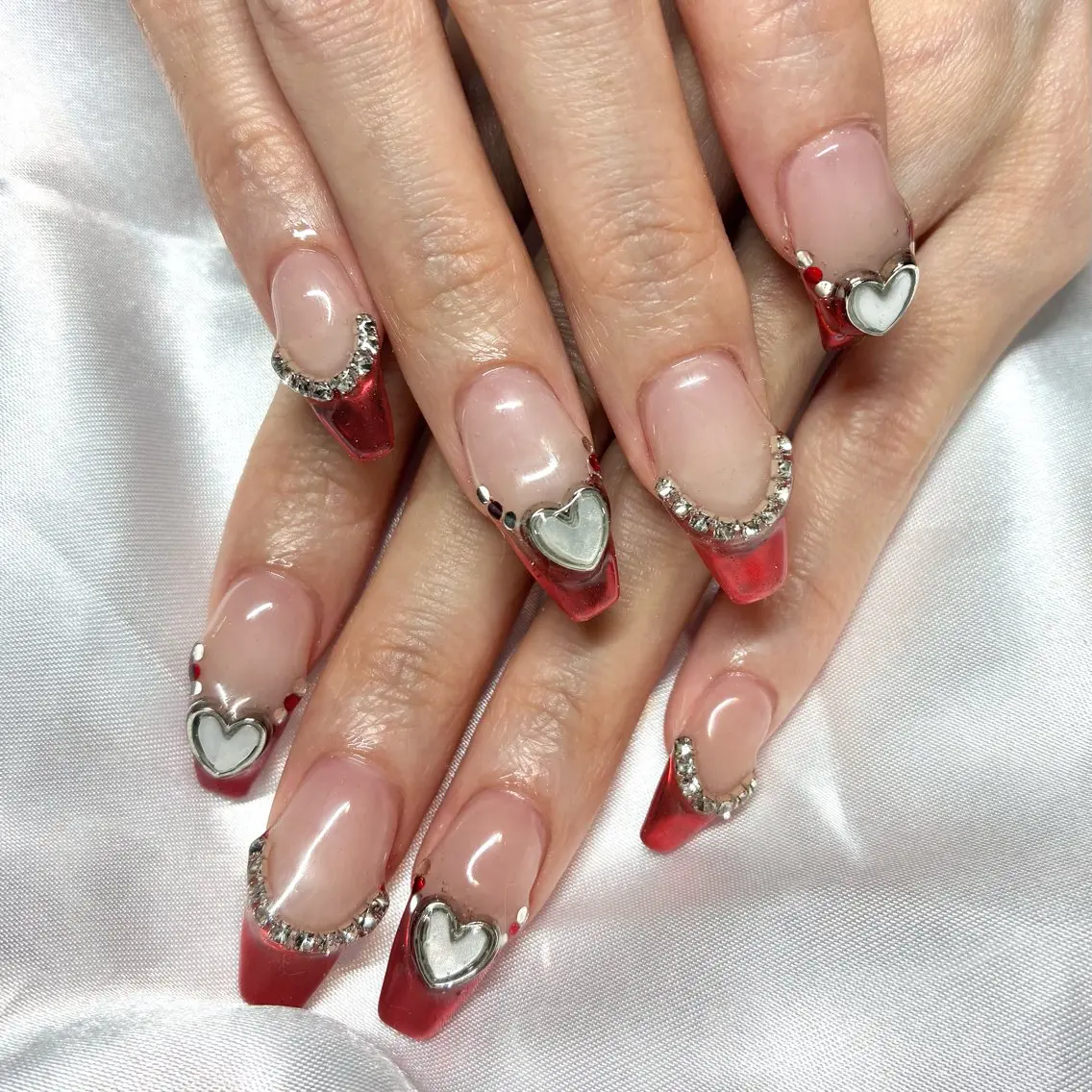 ネイル ミラーネイル ハンドネイル Nail ヌシん家 AKANEのネイルデザイン