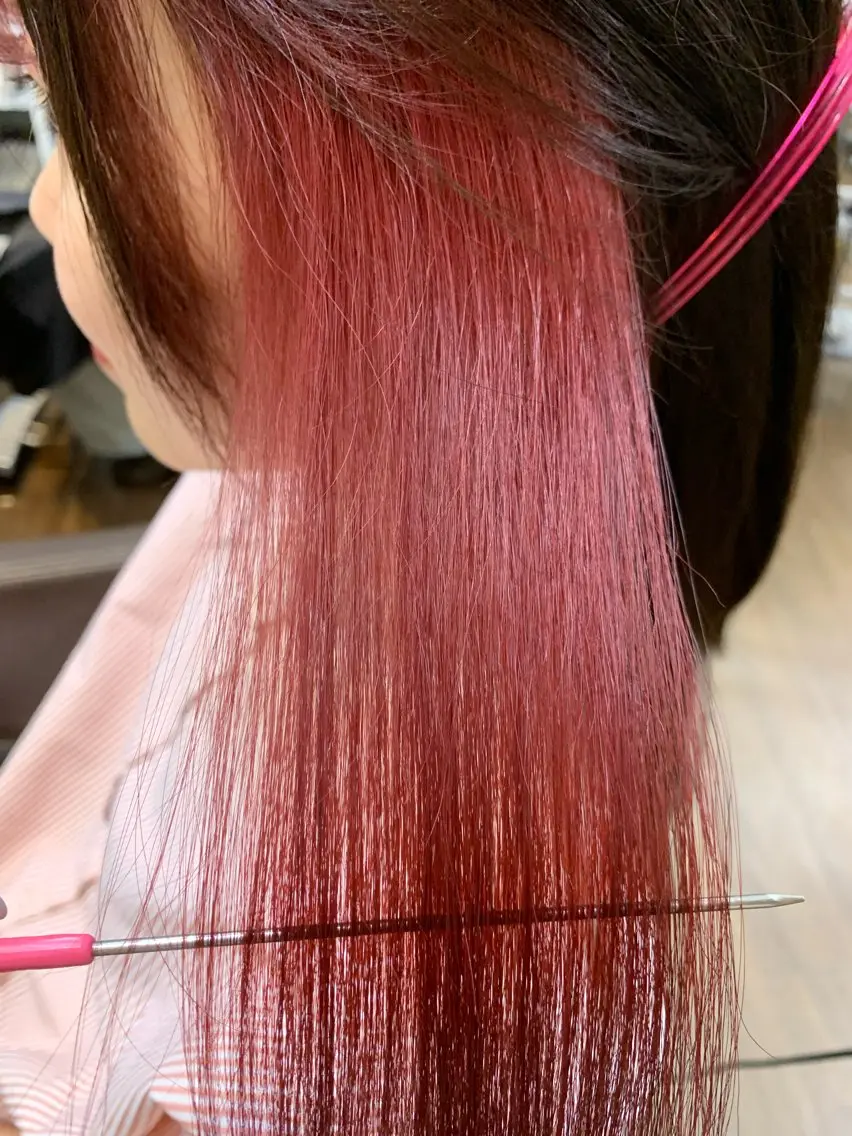 イヤリングカラー+トリートメント+コテ巻き💇🏼‍♀️の写真