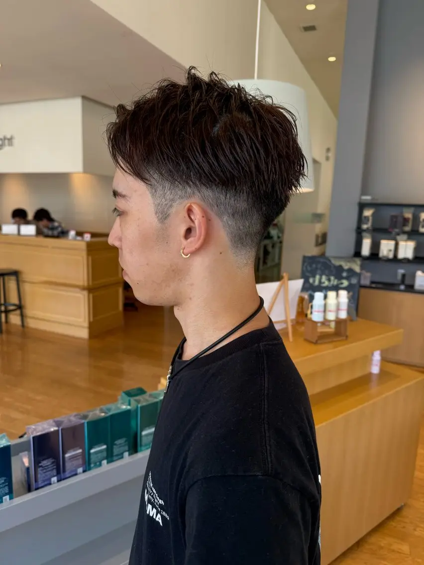 メンズ 刈り上げ 中島 紗來のヘアスタイル