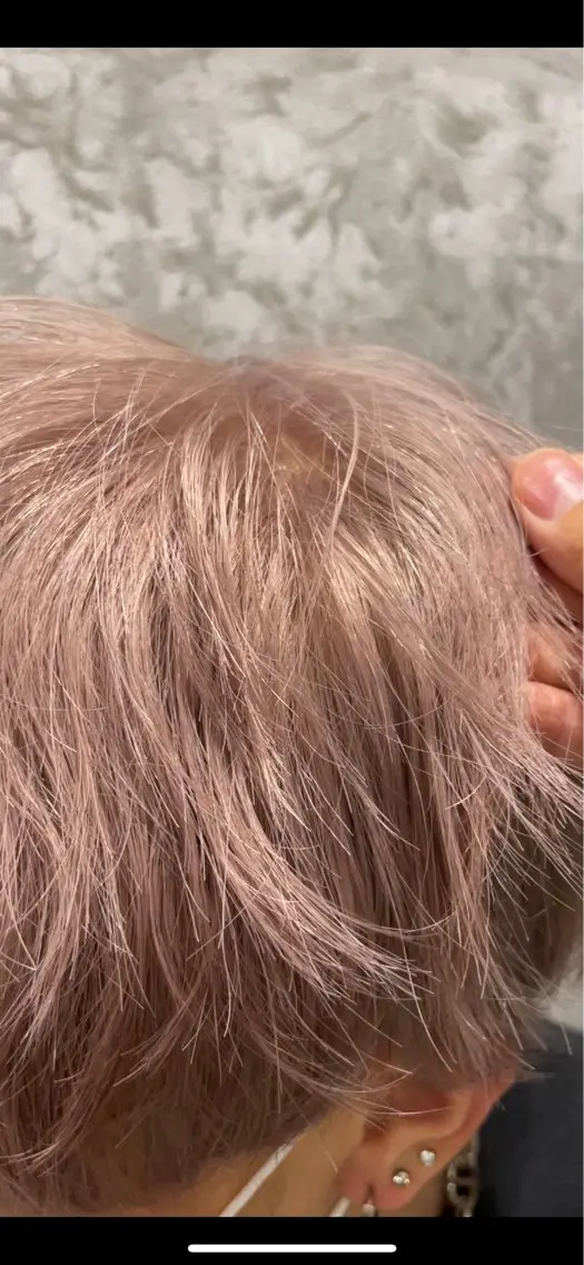 メンズ メンズブリーチ 韓国風レイヤーカラー ライムのヘアスタイル