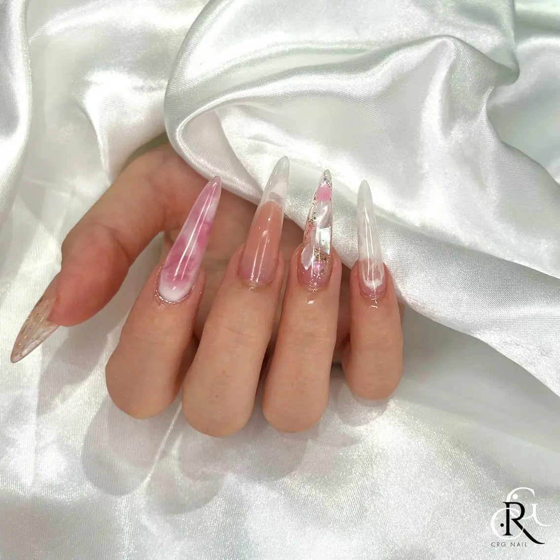 ロング ハンドネイル 美フォルムスカルプ✨ RENAのネイルデザイン
