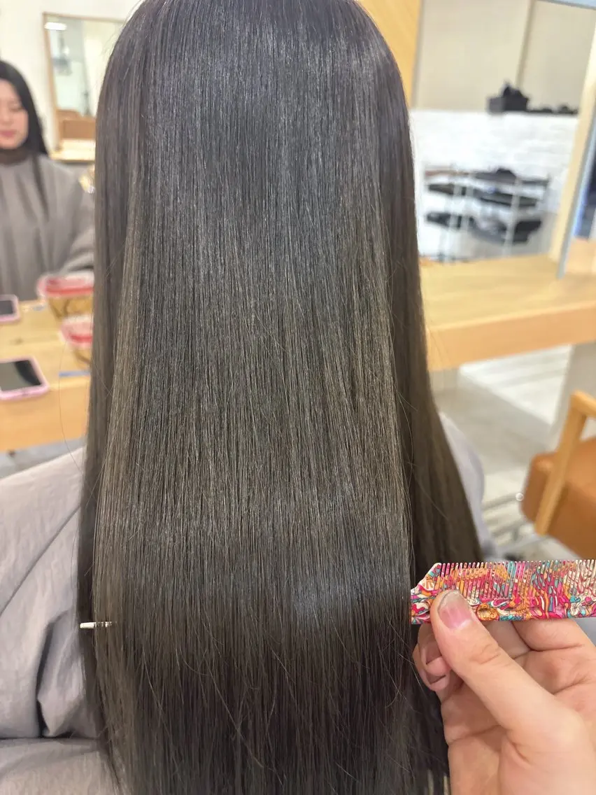カラー カラー特化☁️🌈 風見　流々香のヘアスタイル