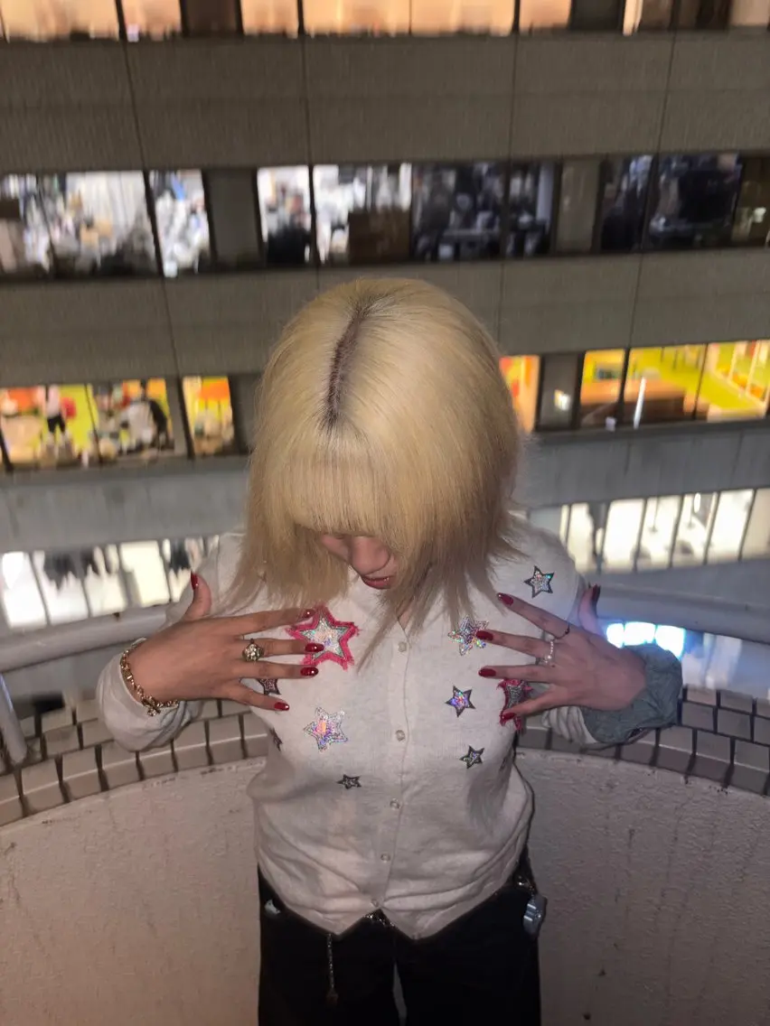 セミロング ヘアカラー 小林 とものヘアスタイル