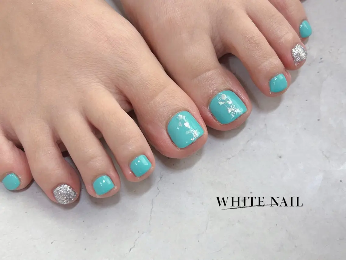 ネイル 夏ネイル フットネイル WHITE NAIL ホワイトネイルのネイルデザイン