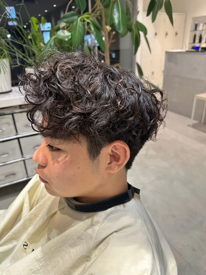パーマ メンズ 門脇 紬希のヘアスタイル