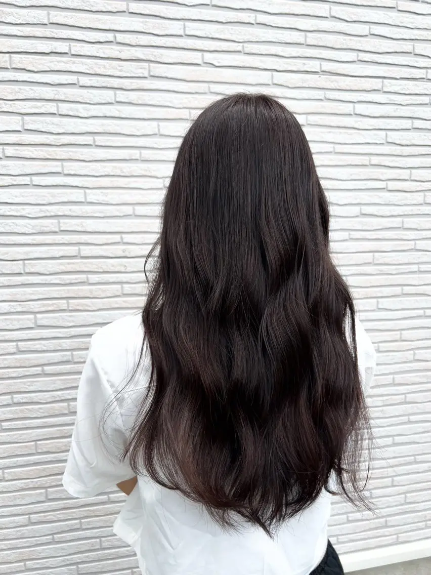 ロング 岡野 香那のヘアスタイル