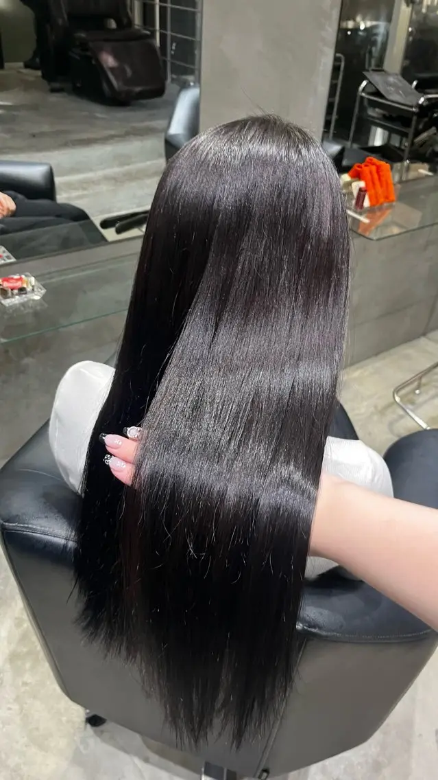 ロング カラー 黒髪 ヘアカラー トリートメント 原田 瑞季のヘアスタイル