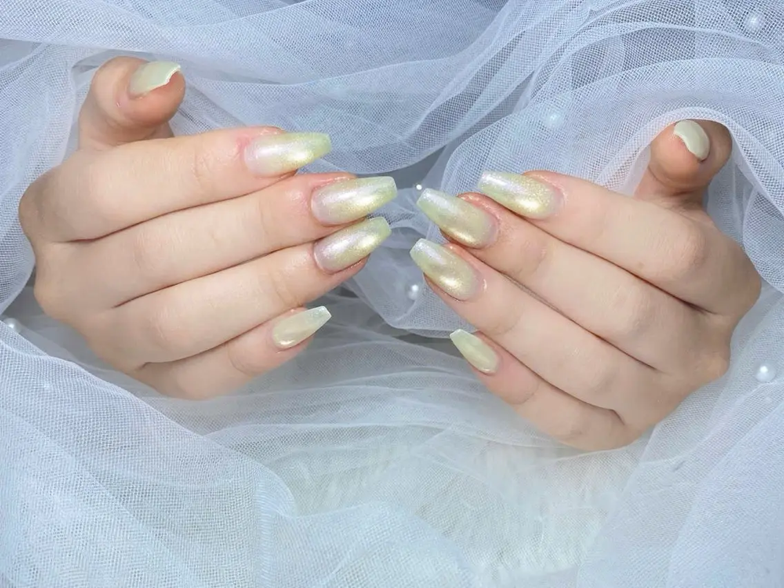 ネイル 長さ出し ジェルネイル 韓国ネイル マグネットネイル 持ち込み ハンドネイル SHE NAILのネイルデザイン