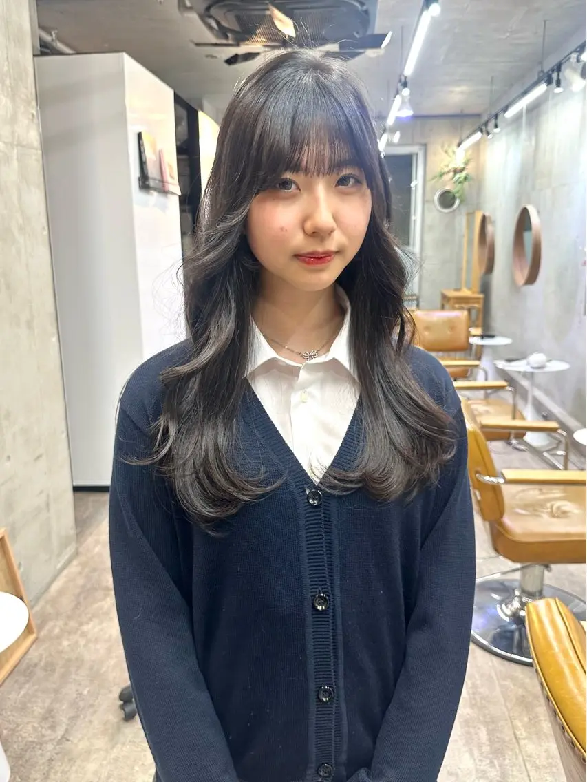 ロング カラー ベージュカラー ブリーチ ブラウンカラー ケアブリーチ グレージュ カット カットモデル募集中 ／HARUKA🎀のヘアスタイル