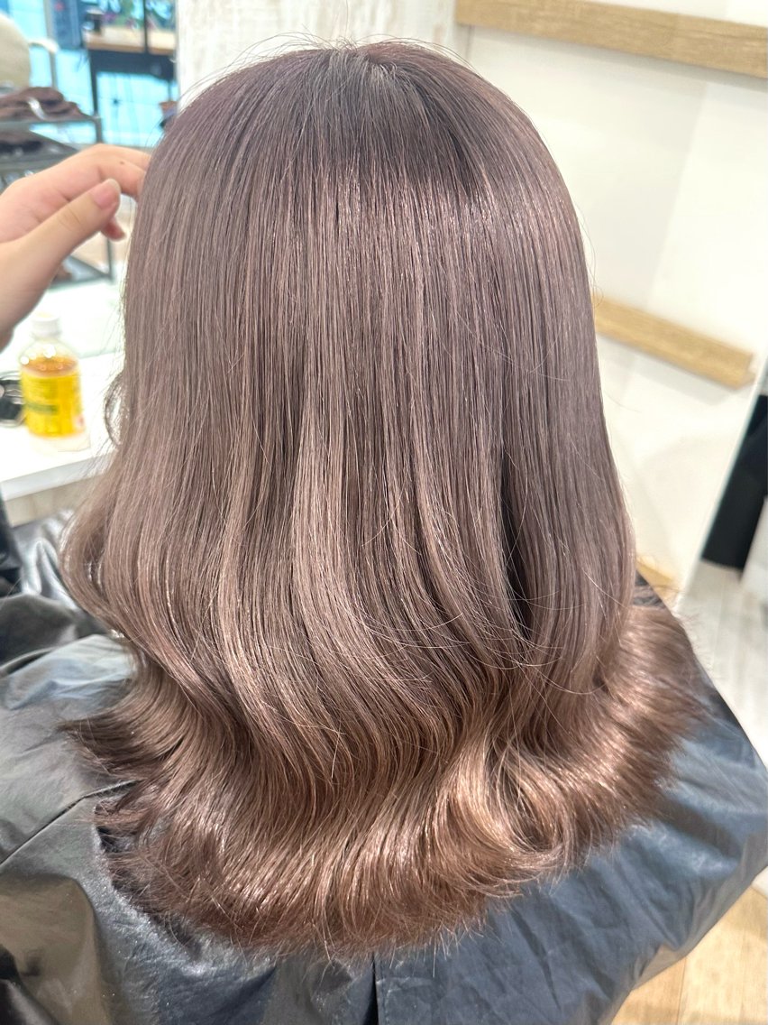 ミディアム 💛NOZOMI💛 ハイトーンカラーのヘアスタイル