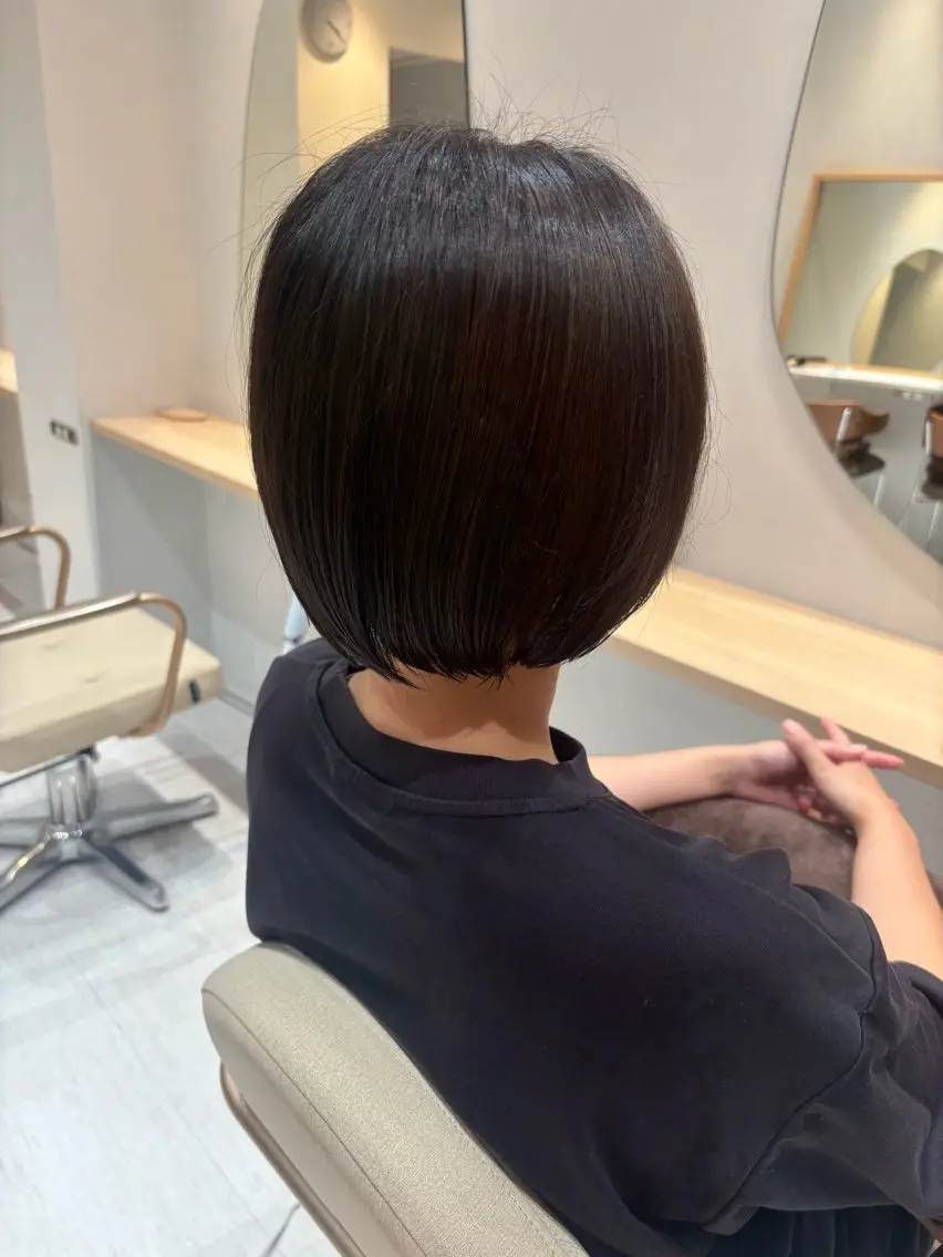 カラー グレージュ オリーブグレージュ オリーブグレー 小林 琉花のヘアスタイル