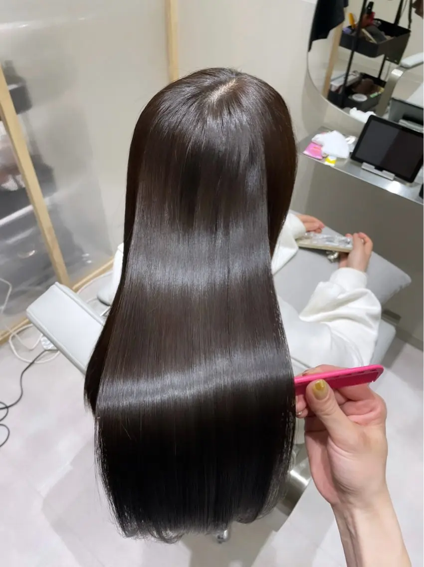 ロング カラー グレージュ 髪質改善 トリートメント 髪質改善✨Zina浦 安/個室🌈YUKIのヘアスタイル