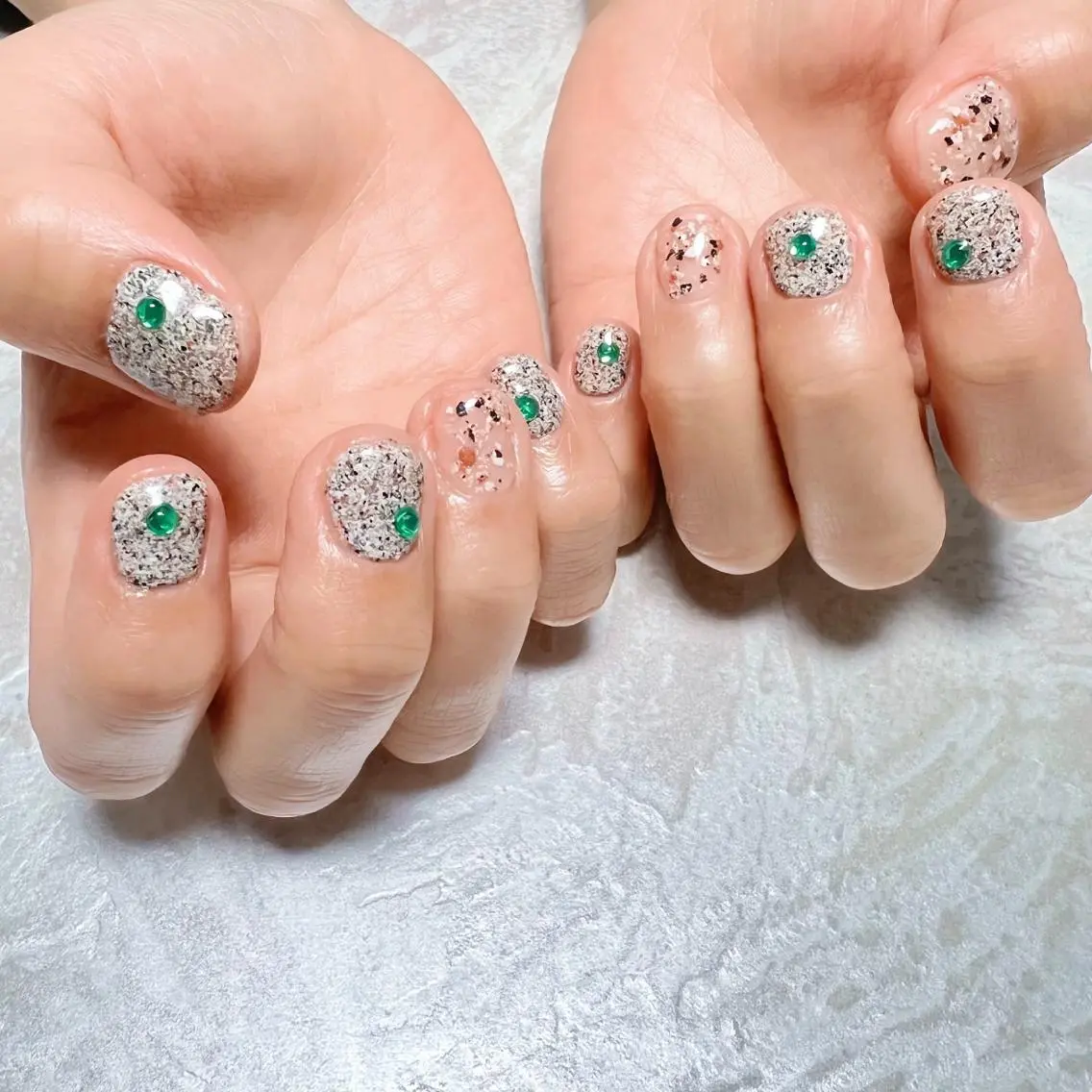 ネイル ニュアンスネイル ショートネイル gemickle nailのネイルデザイン