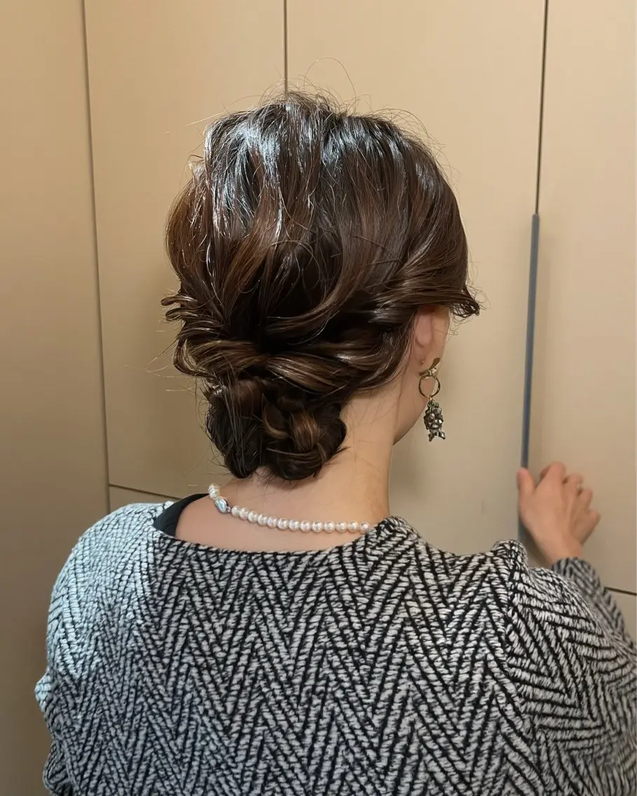 ロング ヘアアレンジ ヘアセット ナミ🩶暗髪/暖色 ❤️/透明感/縮毛のヘアスタイル