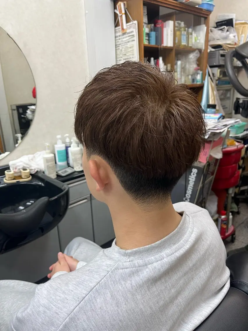 ショート カラー メンズ ベージュカラー 黒髪 ＢＡＲＢＥＲ koyoのヘアスタイル