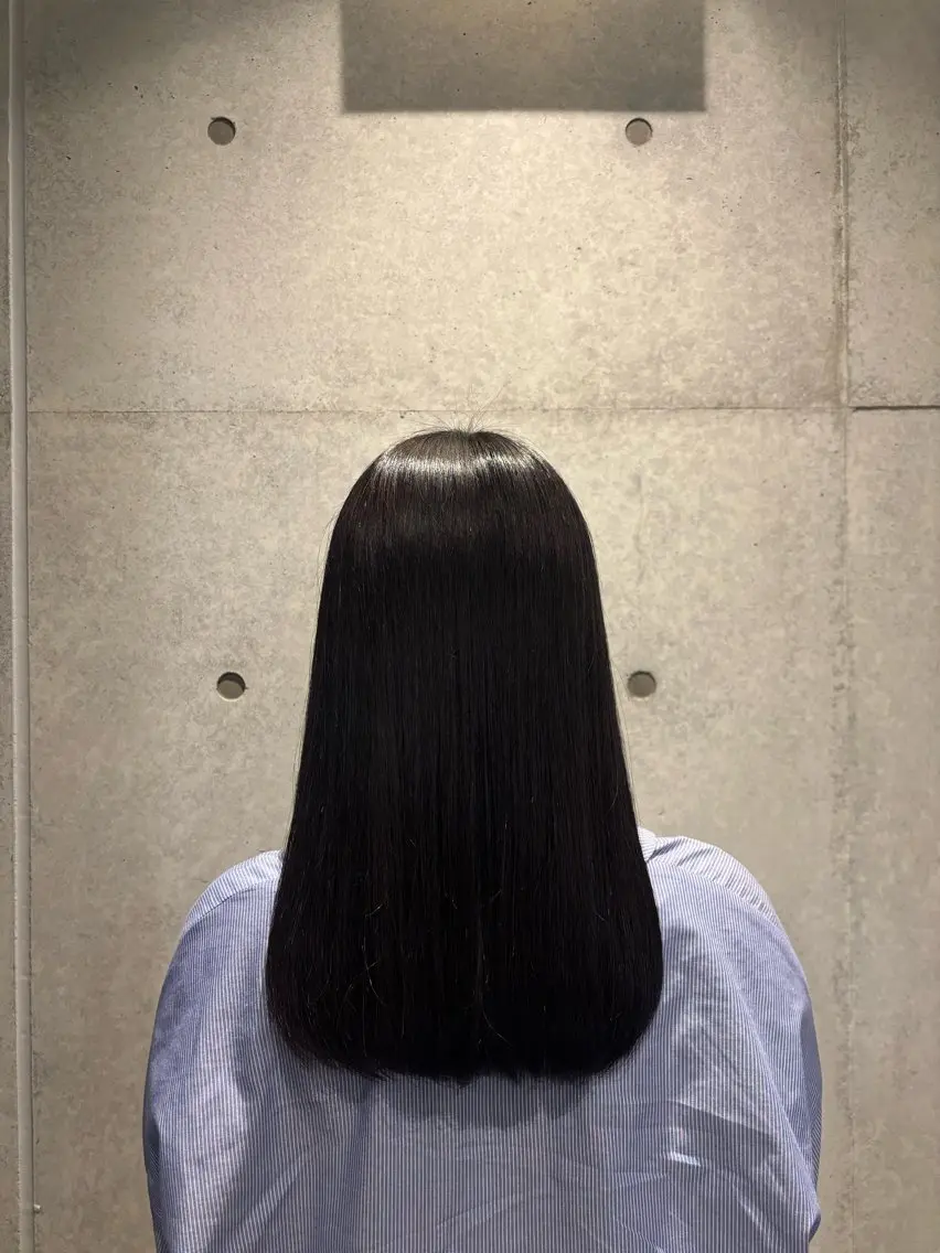 セミロング 髪質改善 トリートメント 透明感／髪質改善 ／ NUJAR／りかのヘアスタイル