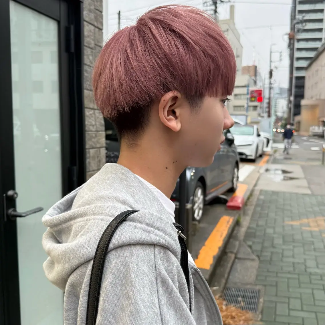 ミディアム カラー ベージュカラー ピンクカラー ピンクベージュ カット ヘアカラー 舟橋耀/ブリーチカラ ー/レイヤーカットのヘアスタイル