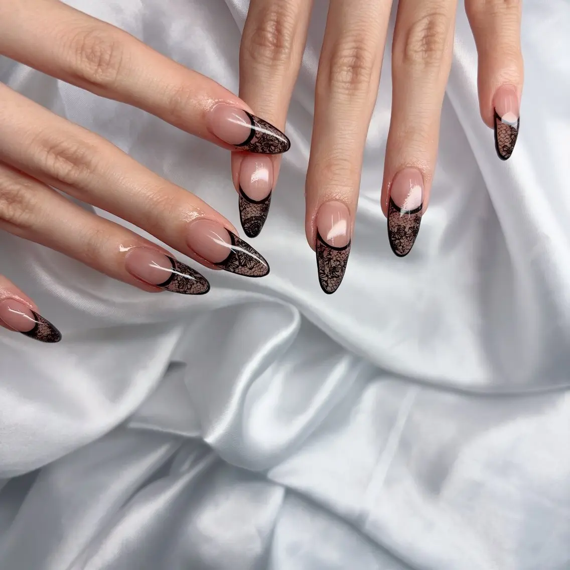 ネイル オーロラネイル フットネイル 氷ネイル・うるうるネイル キラキラネイル 韓国ネイル Lance nailのネイルデザイン