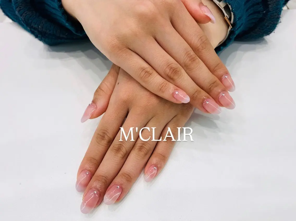 ネイル グラデーション ストーンネイル M'CLAIR makikoのネイルデザイン
