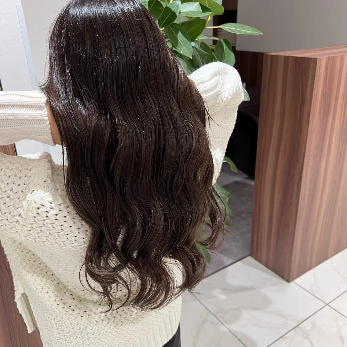 ロング カラー ヘアアレンジ 小白井 由美のヘアスタイル
