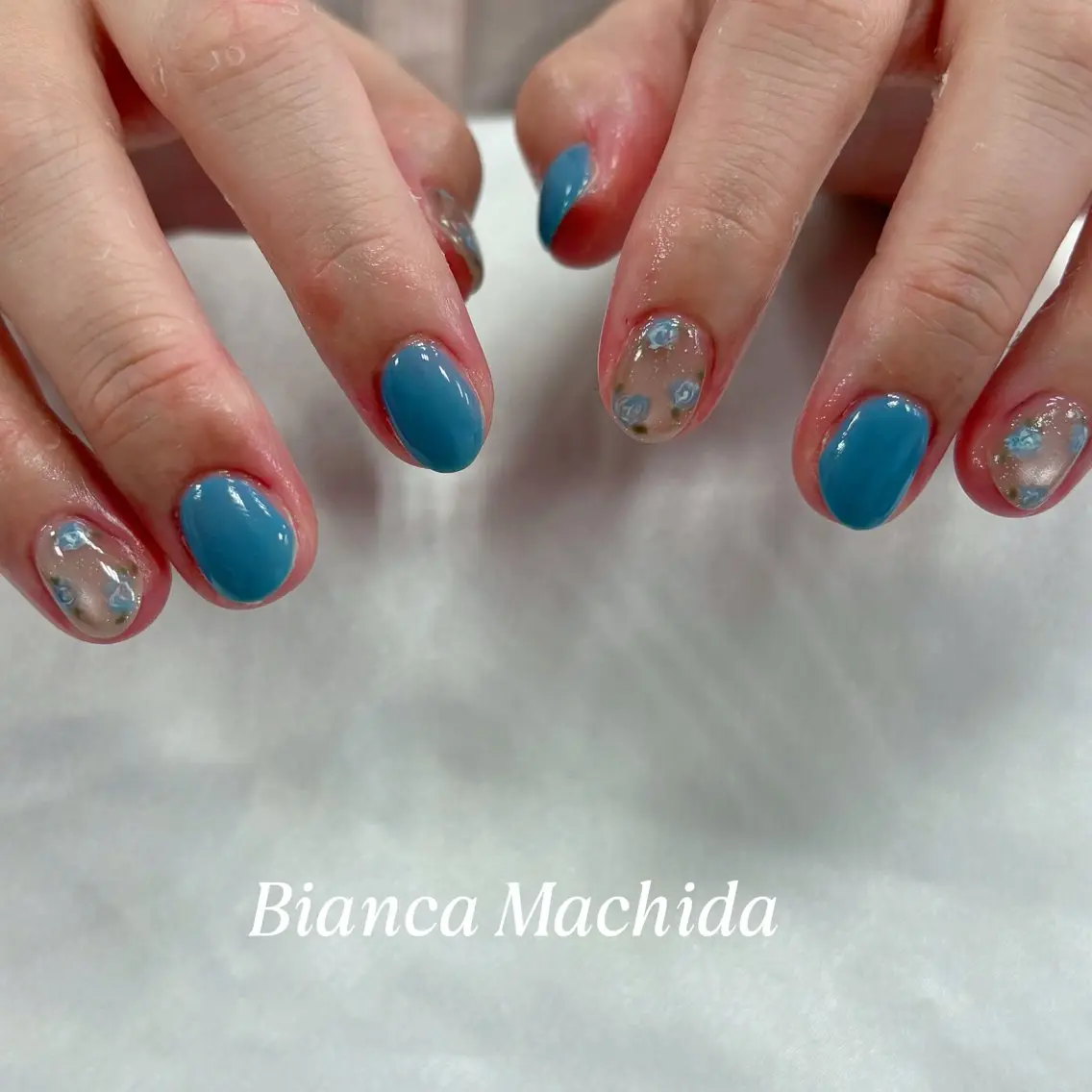 ネイル マグネットネイル ハンドネイル Bianca 🌟 yanagihasiのネイルデザイン