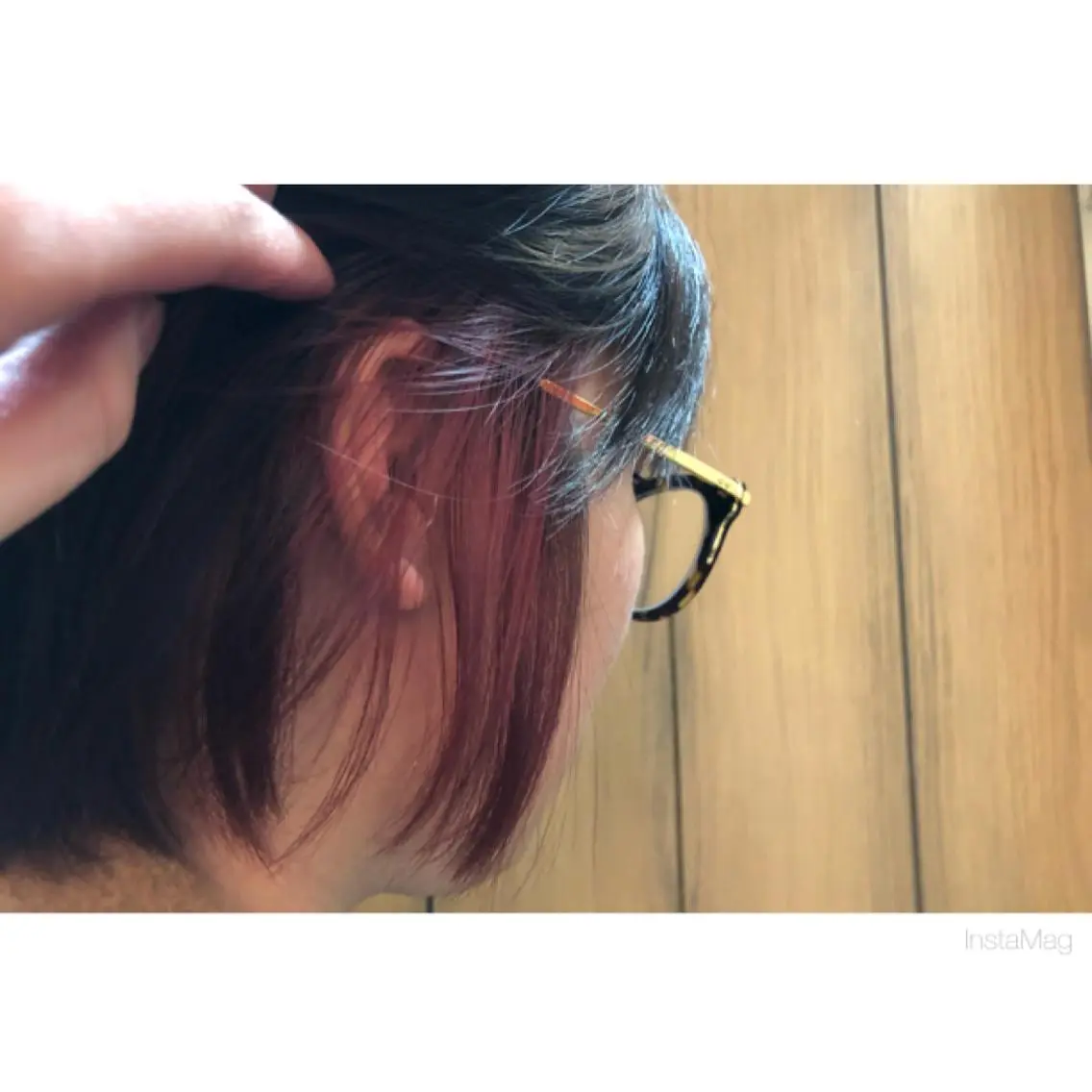 ショート カラー イヤリングカラー カット ヘアカラー 岩間 香純のヘアスタイル