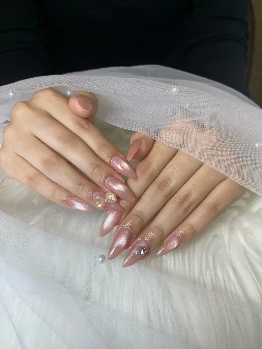 ネイル ハンドネイル NiJi Nailsのネイルデザイン