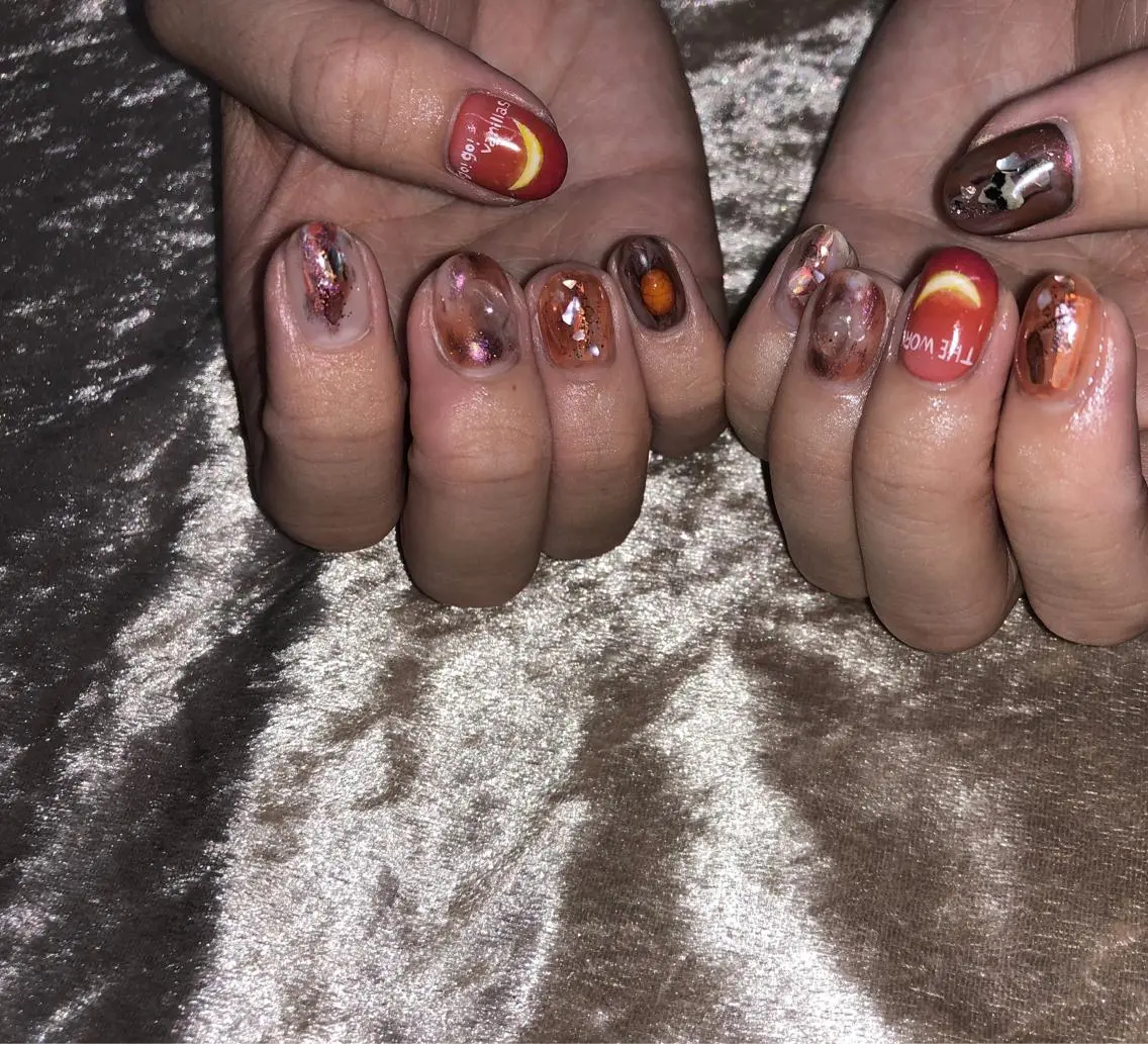 ネイル キラキラネイル オレンジ ハンドネイル パラあり！フィルイン 美フォルムのネイルデザイン