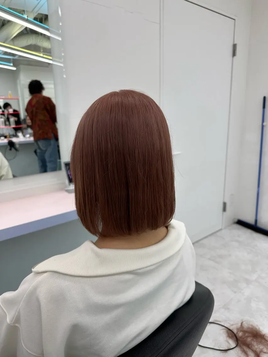 ミディアム カラー カット ヘアカラー ヘッドスパ 🫧ハイトーン🫧 ベージュ🫧徹哉のヘアスタイル