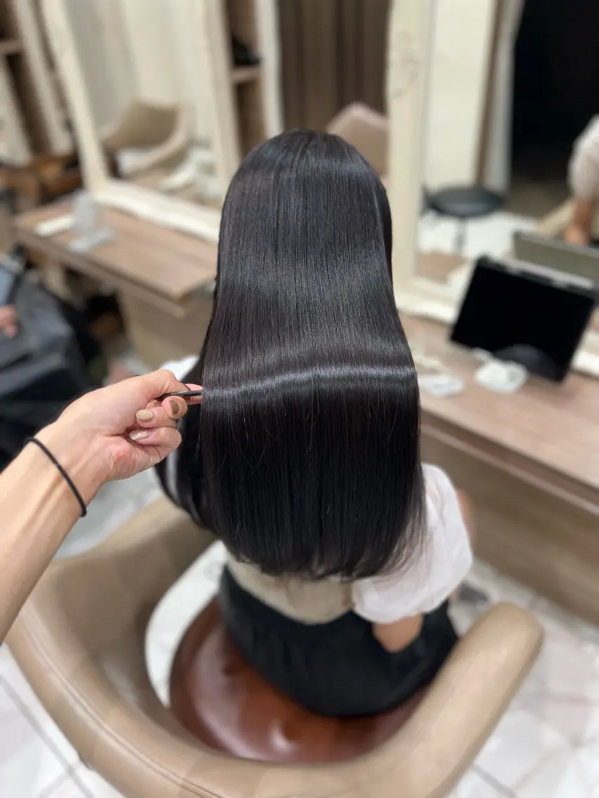 ロング 縮毛矯正 レイヤー×韓国 🇰🇷鈴木啓太のヘアスタイル
