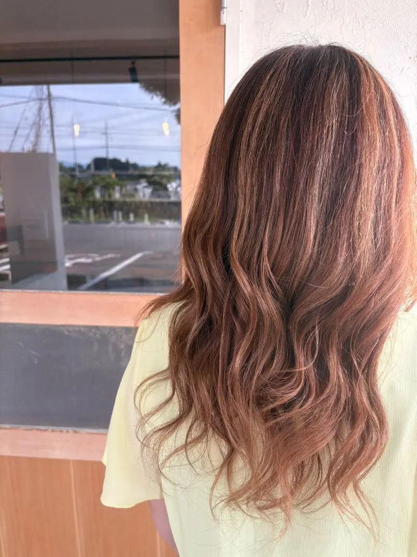 カラー ルプラボウ すぎやまみほのヘアスタイル