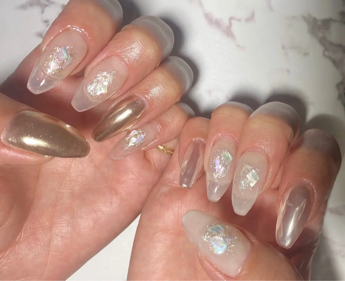 ネイル 長さ出し ミラーネイル ニュアンスネイル as A nailのネイルデザイン