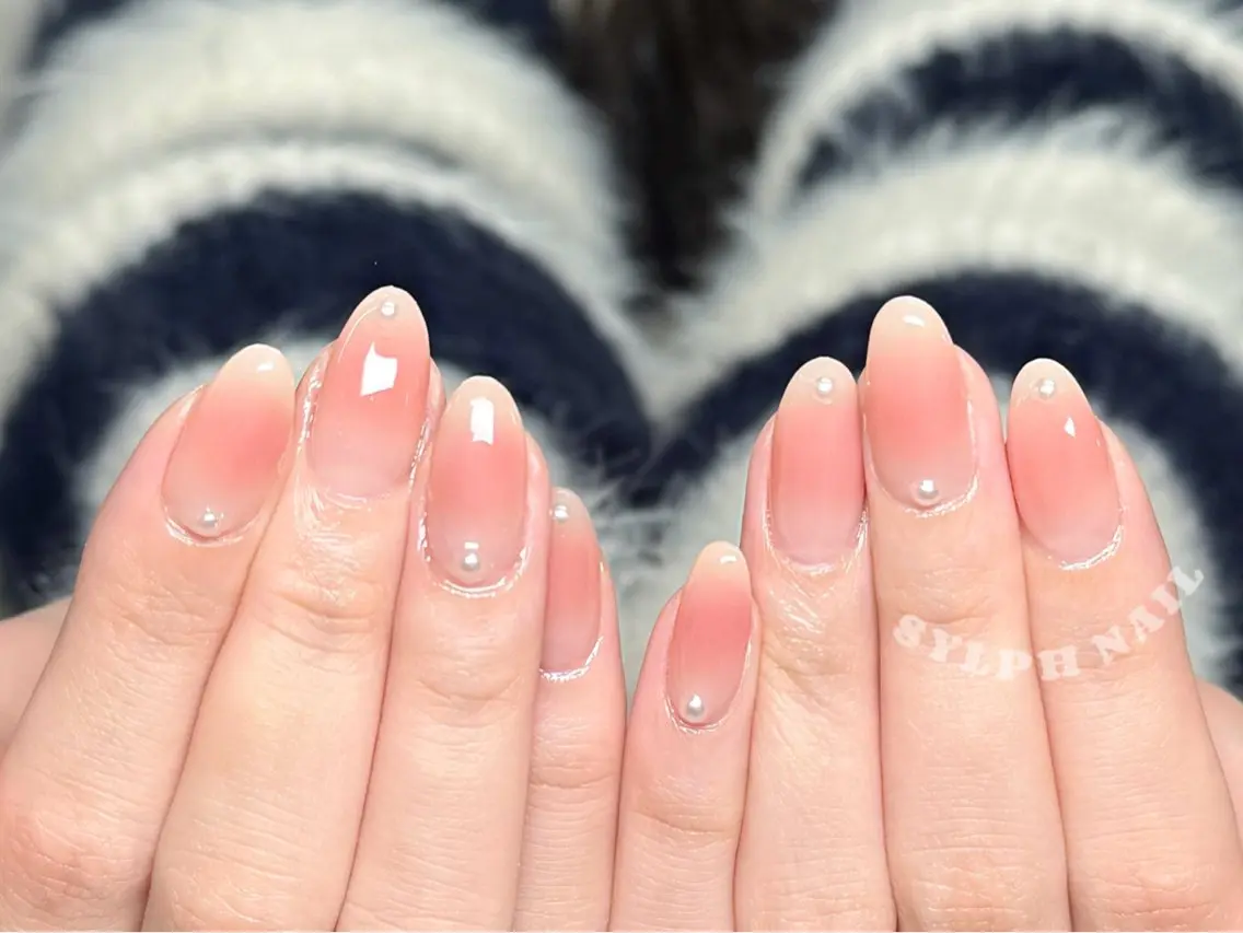 ネイル オーロラネイル 長さ出し フレンチネイル ジェルネイル ガラスフレンチ ハンドネイル Rela・S NAILのネイルデザイン