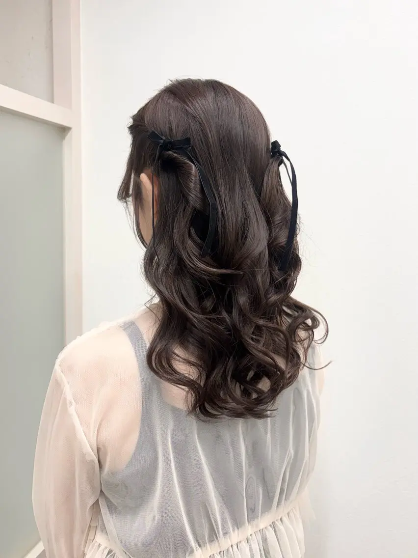 ミディアム ヘアセット ヘアアレンジ🪽🎀 艶カラー/天王寺のヘアスタイル