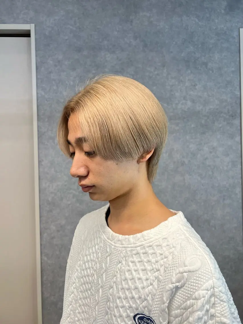 ミディアム メンズ メンズブリーチ ヘアカラー トリートメント 中井 一葉のヘアスタイル