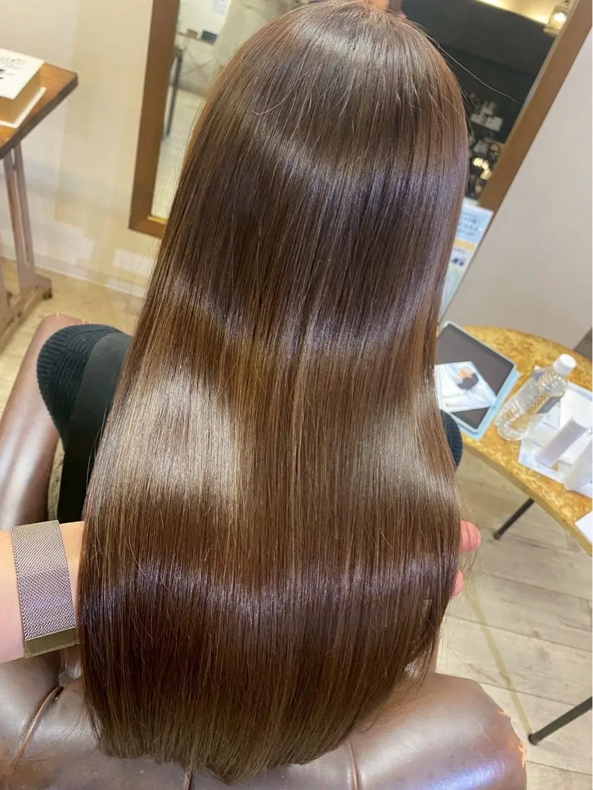 カラー reche 上之園 桃花のヘアスタイル